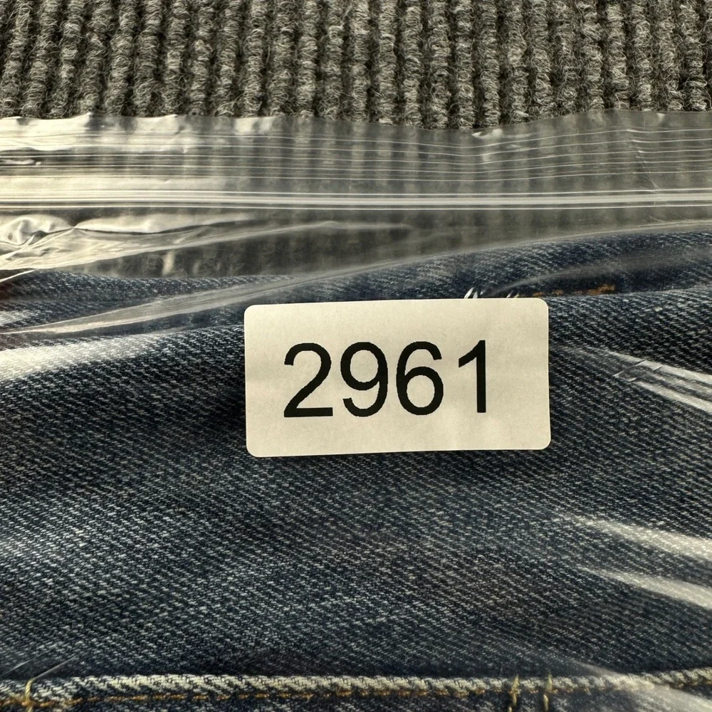 Levis 541 Athletic Taper Denim Shorts Mens 44 Blue Medium Wash Jean Shorts 2961